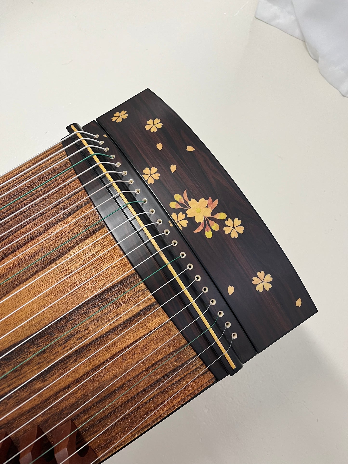 Yayun Guzheng - Cherry Blossom Wood Guzheng