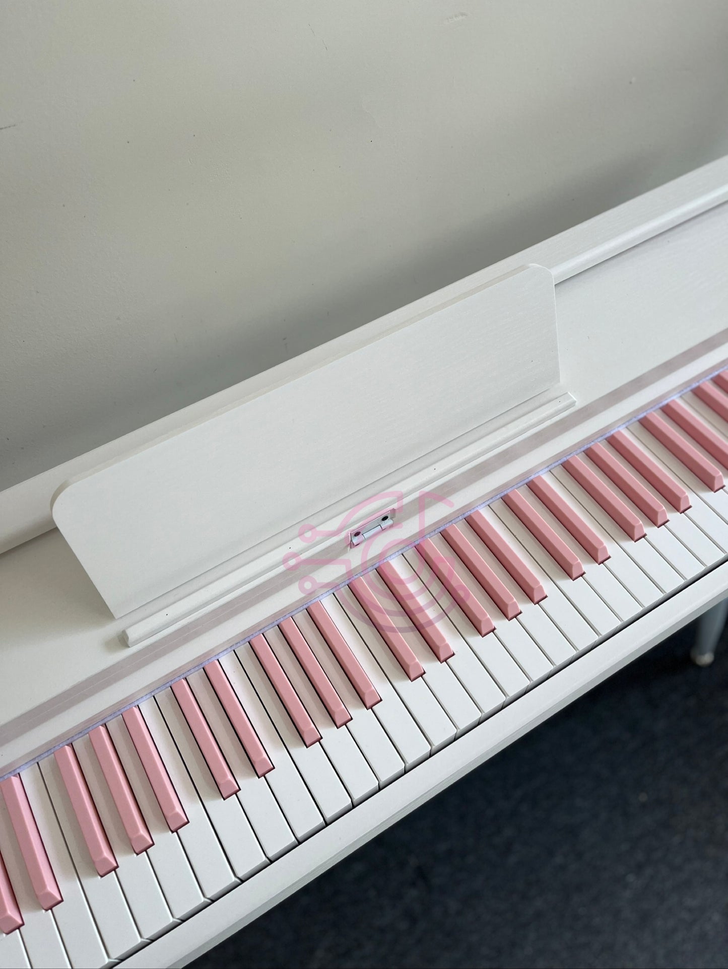 AUCN Piano - 815 Fully Weighted Hammer Action Keys