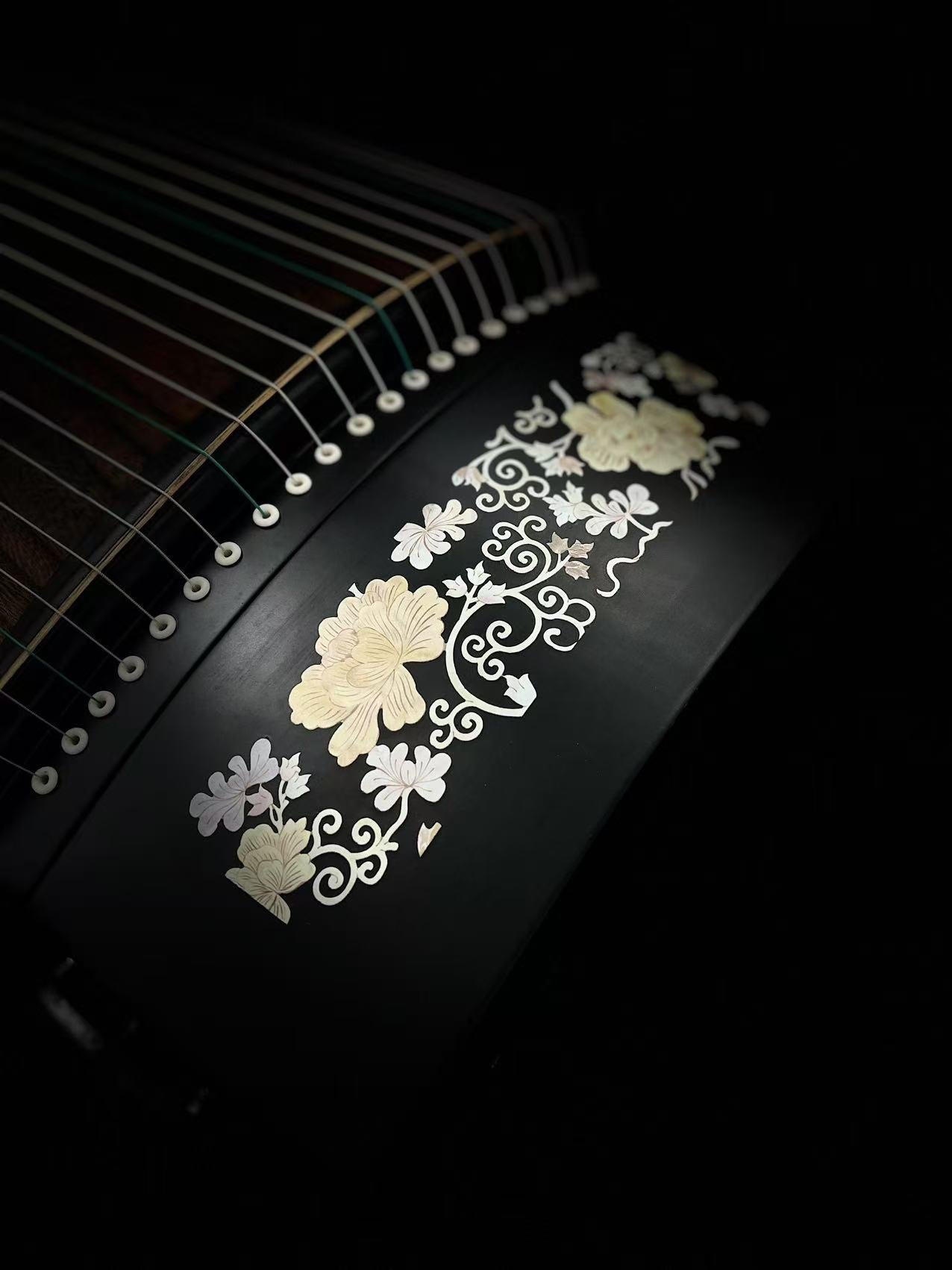 Yayun Guzheng - Black Petals in the Wind Rosewood Guzheng