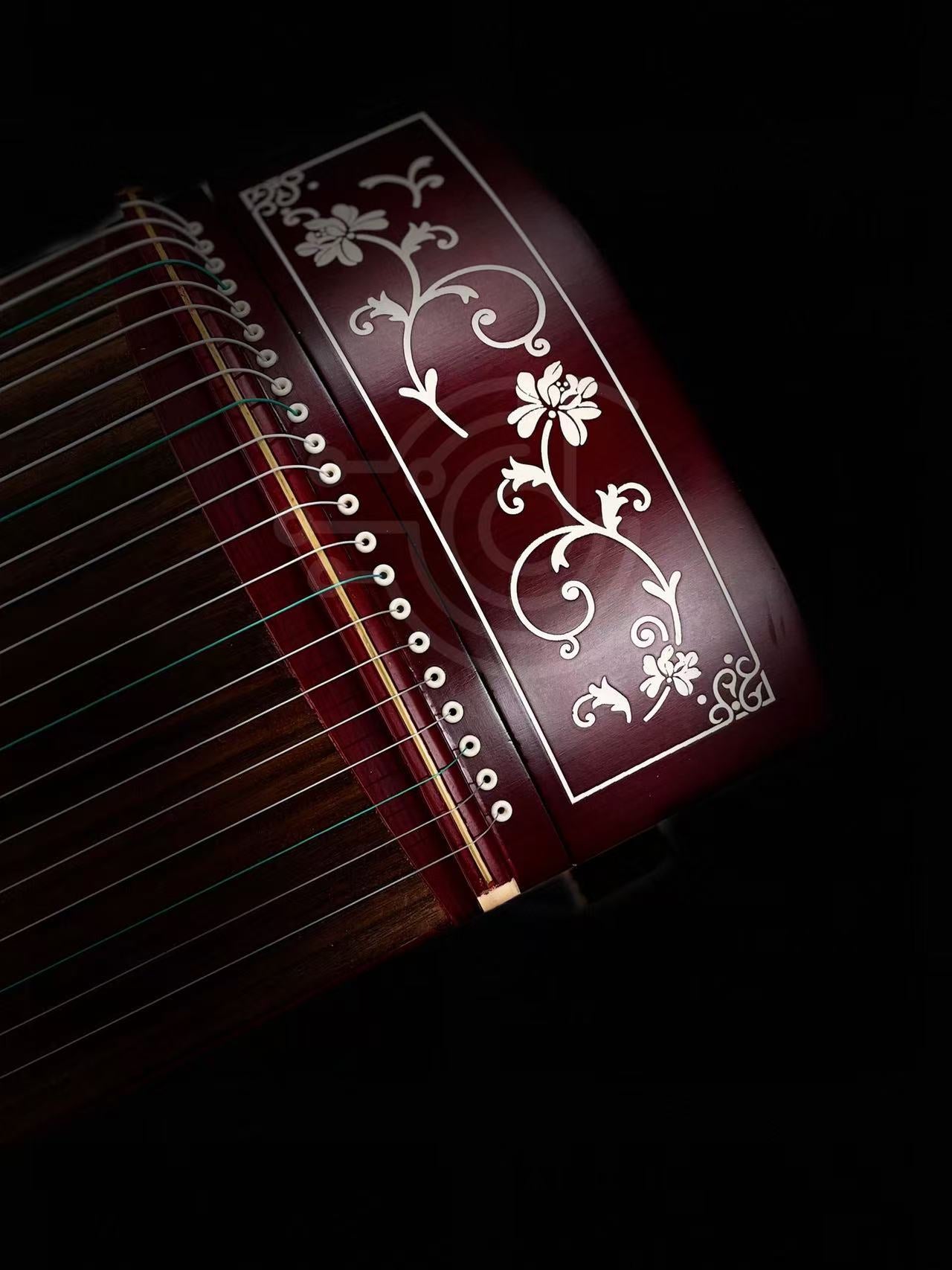 Yayun Guzheng - Red Petals in the Wind Rosewood Guzheng