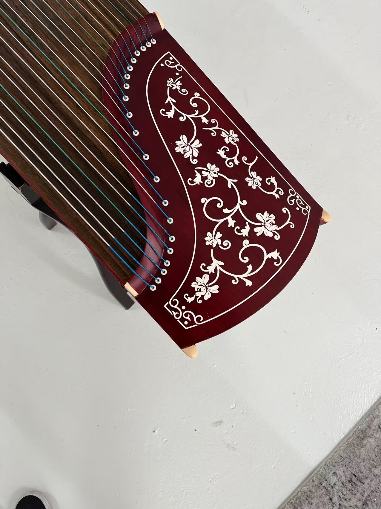 Yayun Guzheng - Red Petals in the Wind Rosewood Guzheng