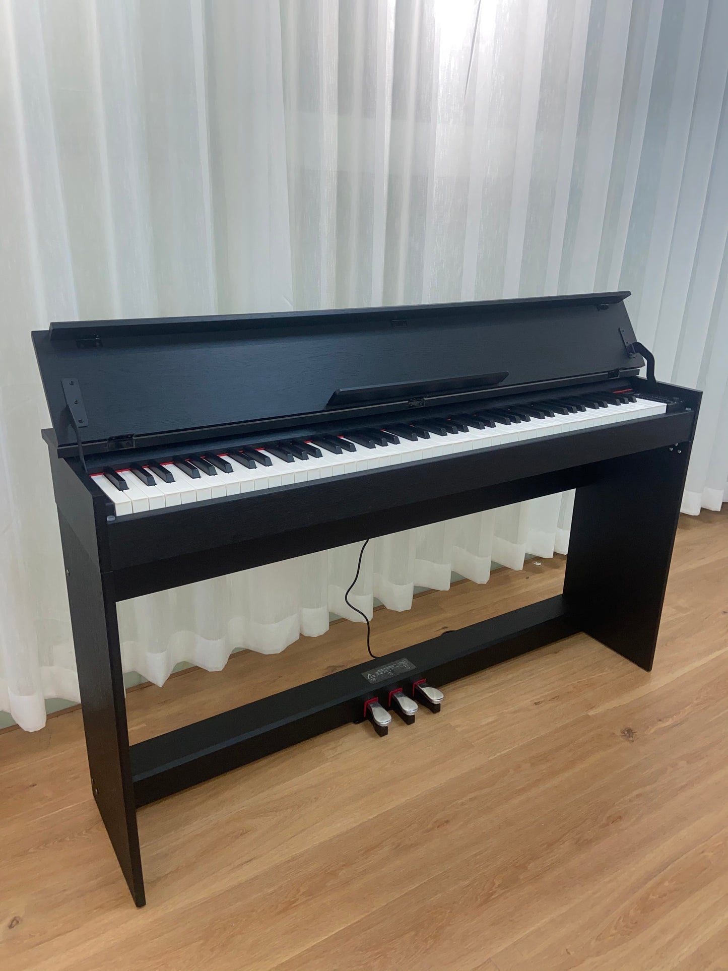 AUCN Piano - B105  Progressive Graded Fully Weighted Hammer