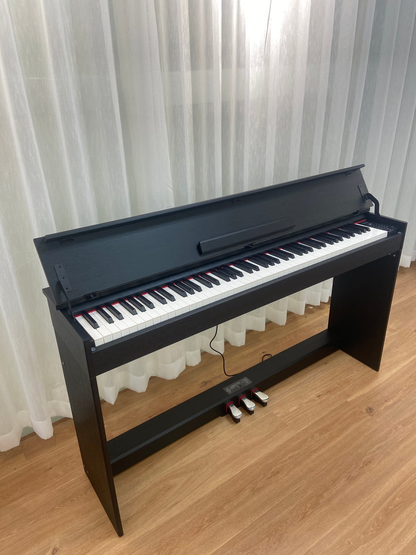 AUCN Piano - B105  Progressive Graded Fully Weighted Hammer