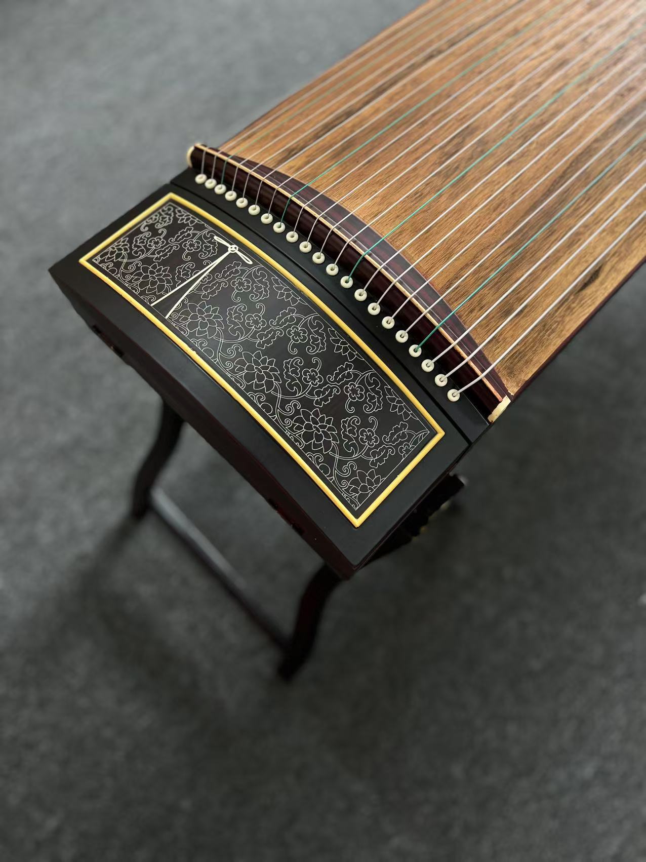 Yayun Guzheng - Elegant Lady