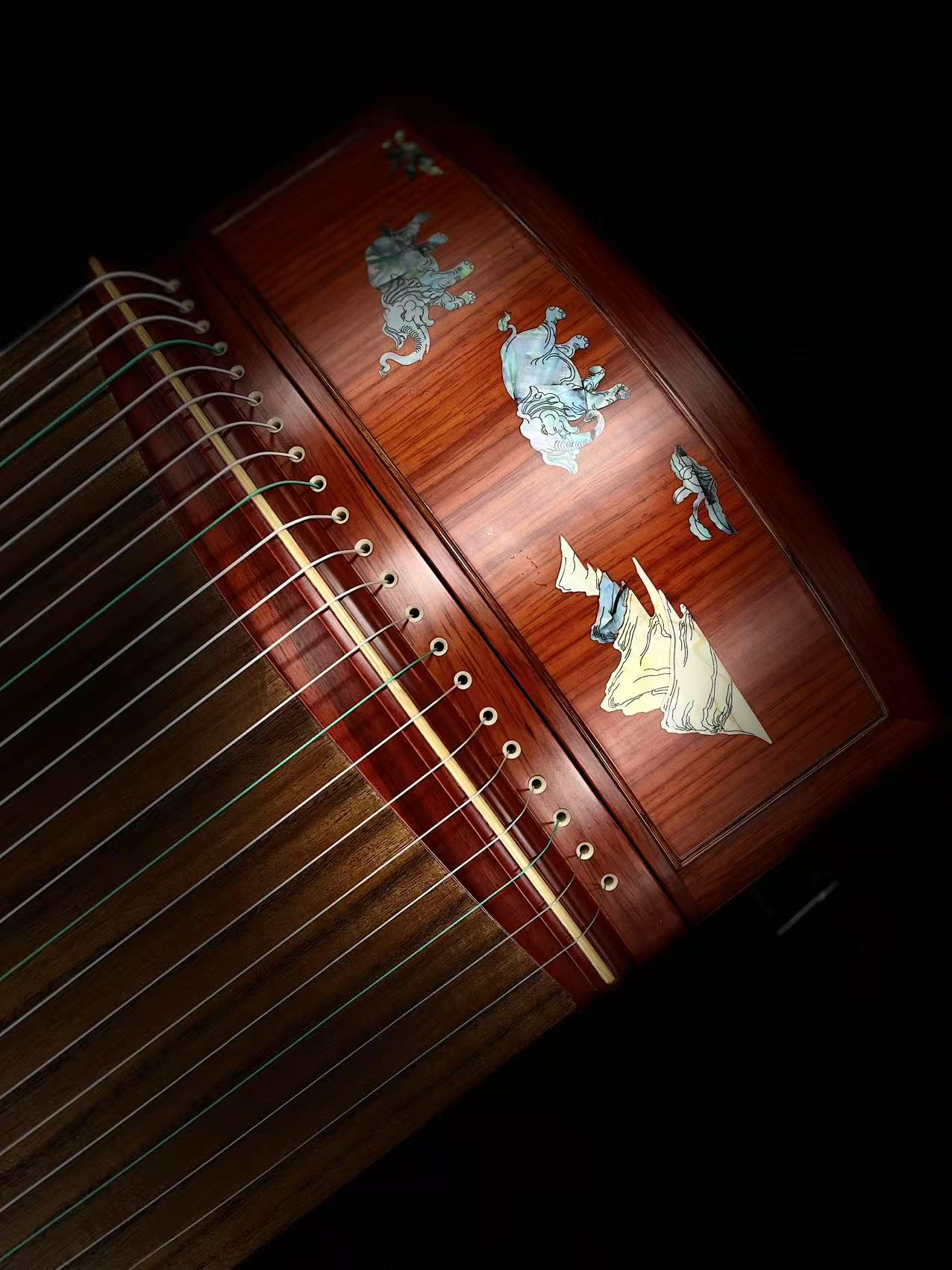 Qingmu Guzheng - Beautiful Brocade Wood Guzheng