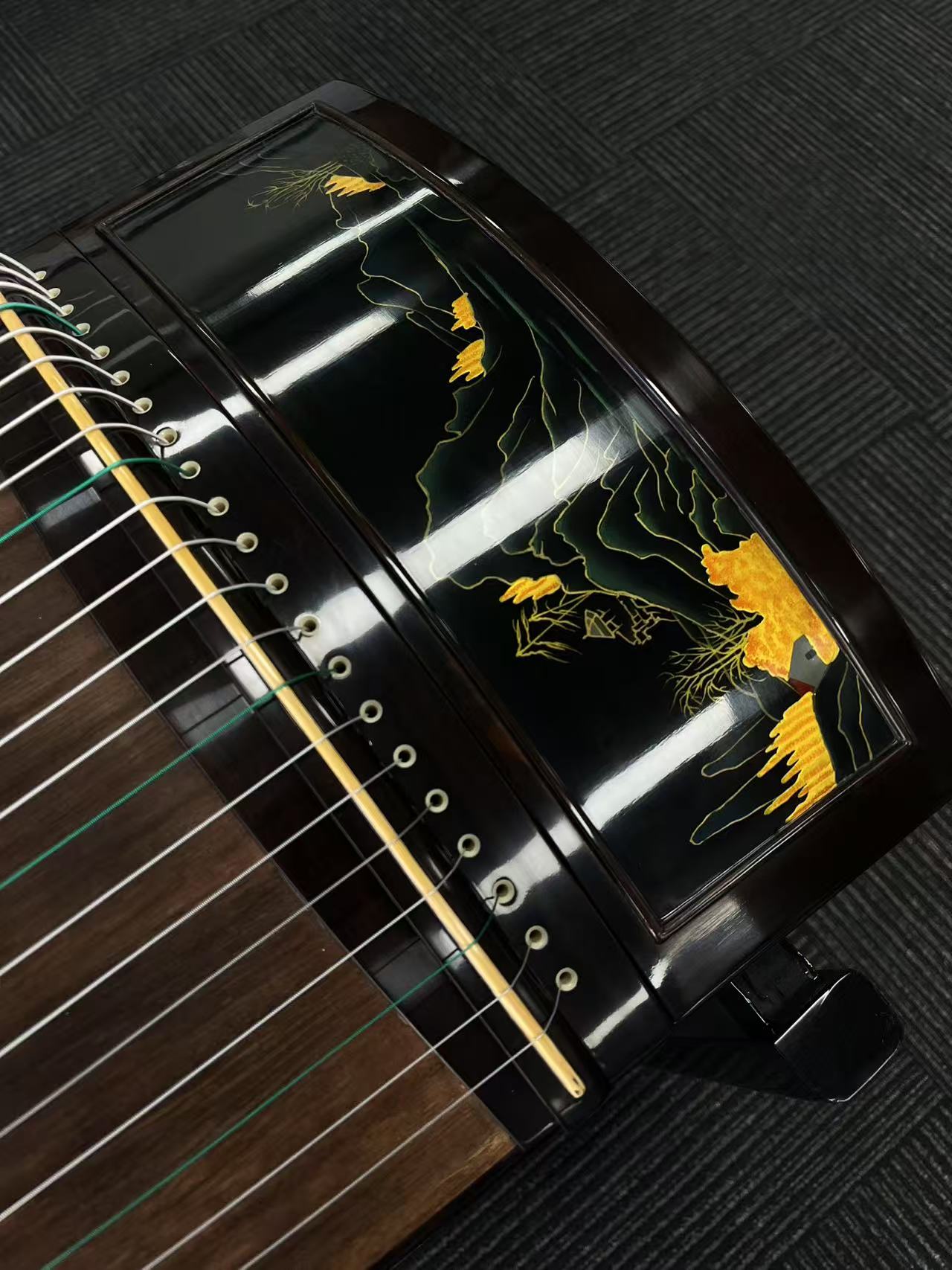 Qingmu Guzheng - Qinchuan Ebony Wood Guzheng