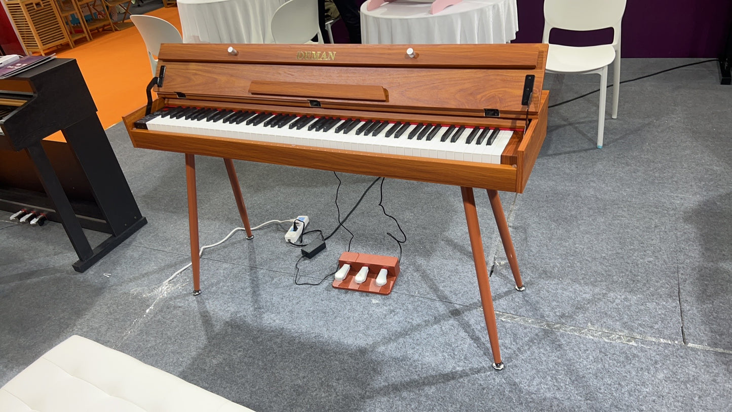 AUCN Piano - F625 Fully Weighted Hammer Action Keys (Half-Lid Design)