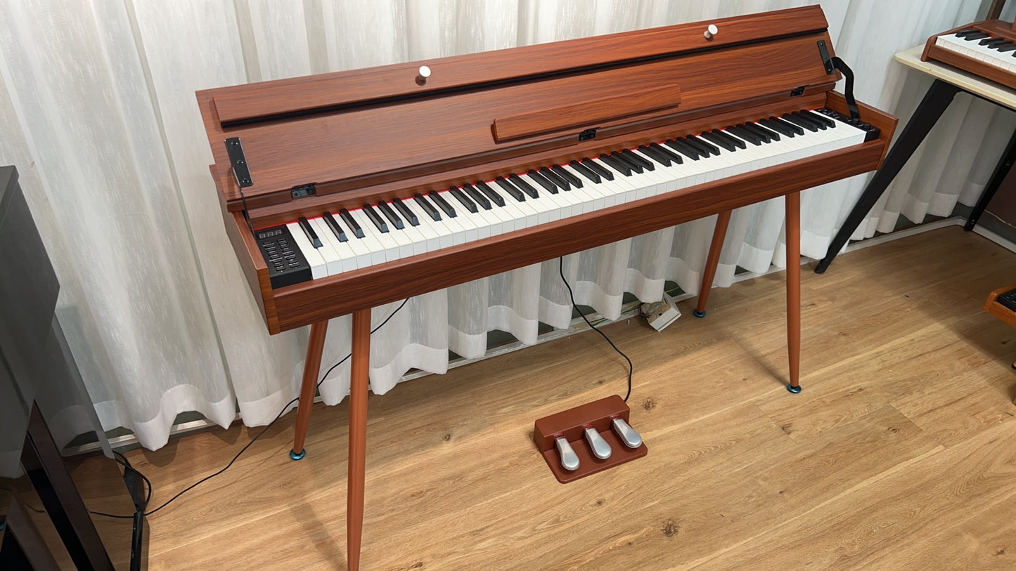 AUCN Piano - F625 Fully Weighted Hammer Action Keys (Half-Lid Design)