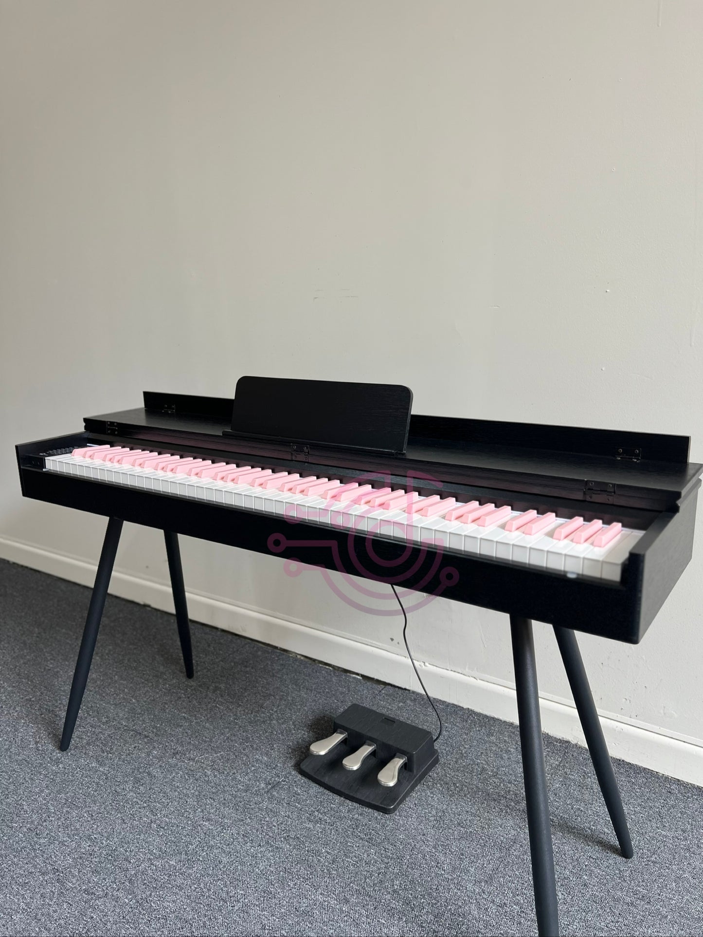 AUCN Piano - 815 Fully Weighted Hammer Action Keys