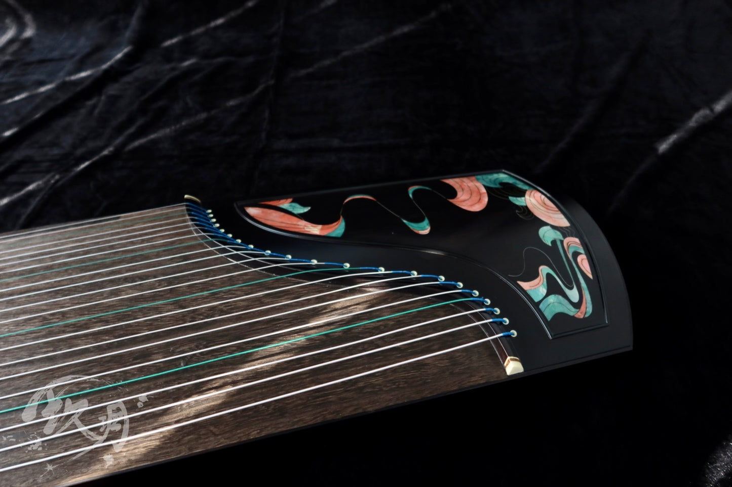 Longfeng Guzheng - Floating Cups on Winding Waters