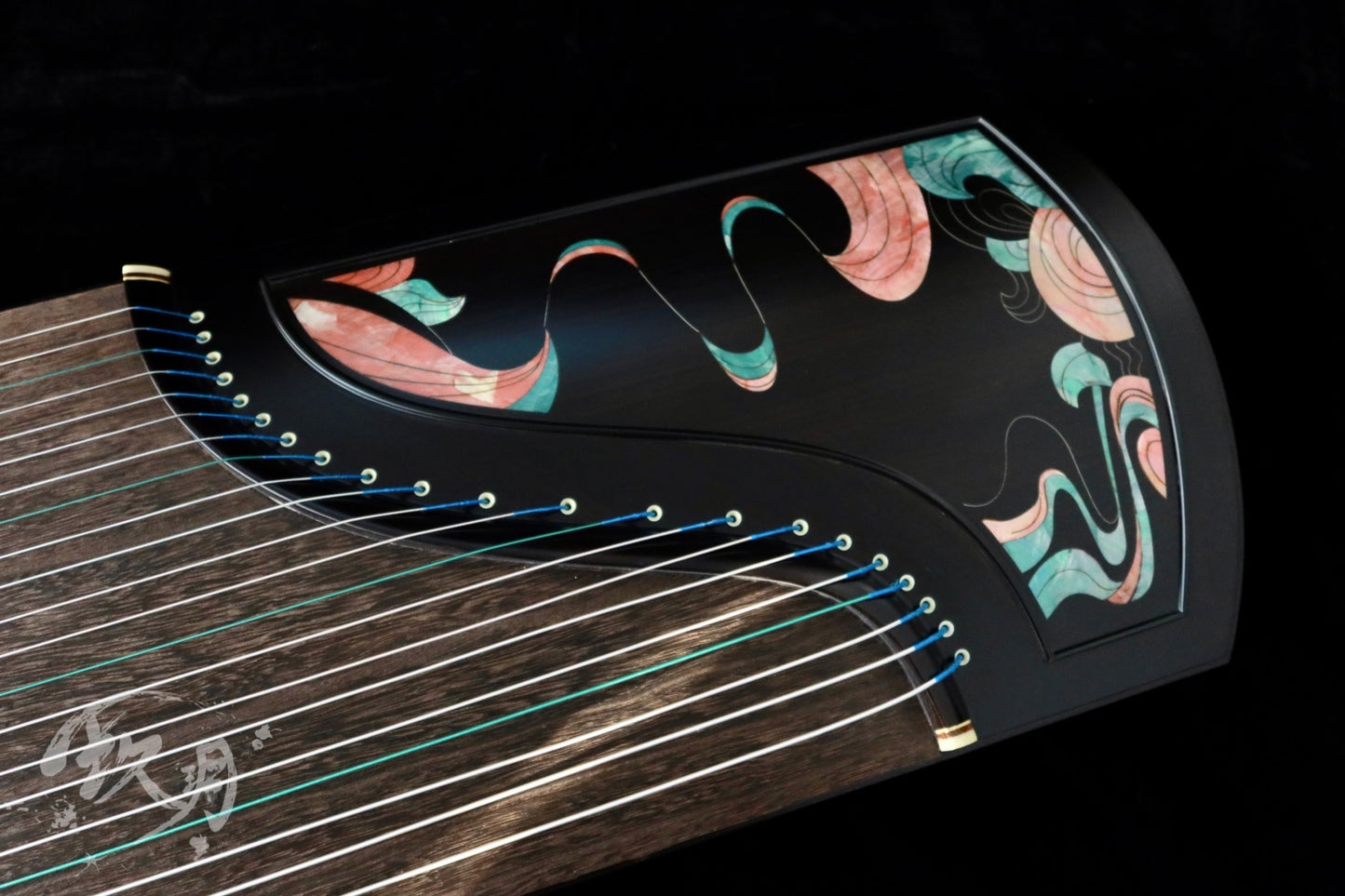 Longfeng Guzheng - Floating Cups on Winding Waters