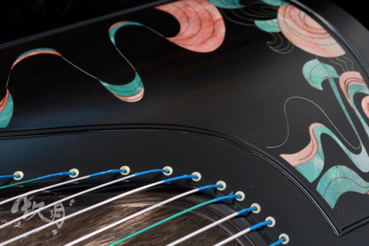 Longfeng Guzheng - Floating Cups on Winding Waters