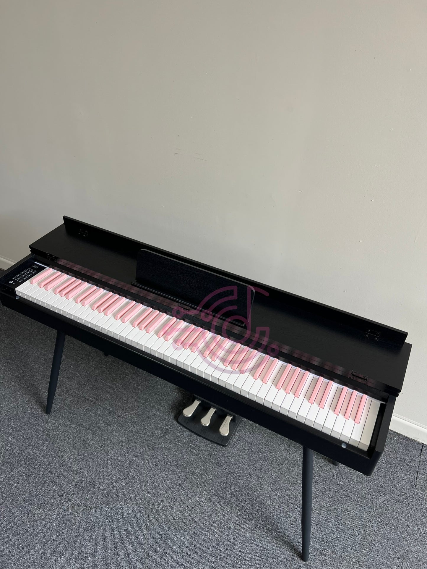 AUCN Piano - 815 Fully Weighted Hammer Action Keys