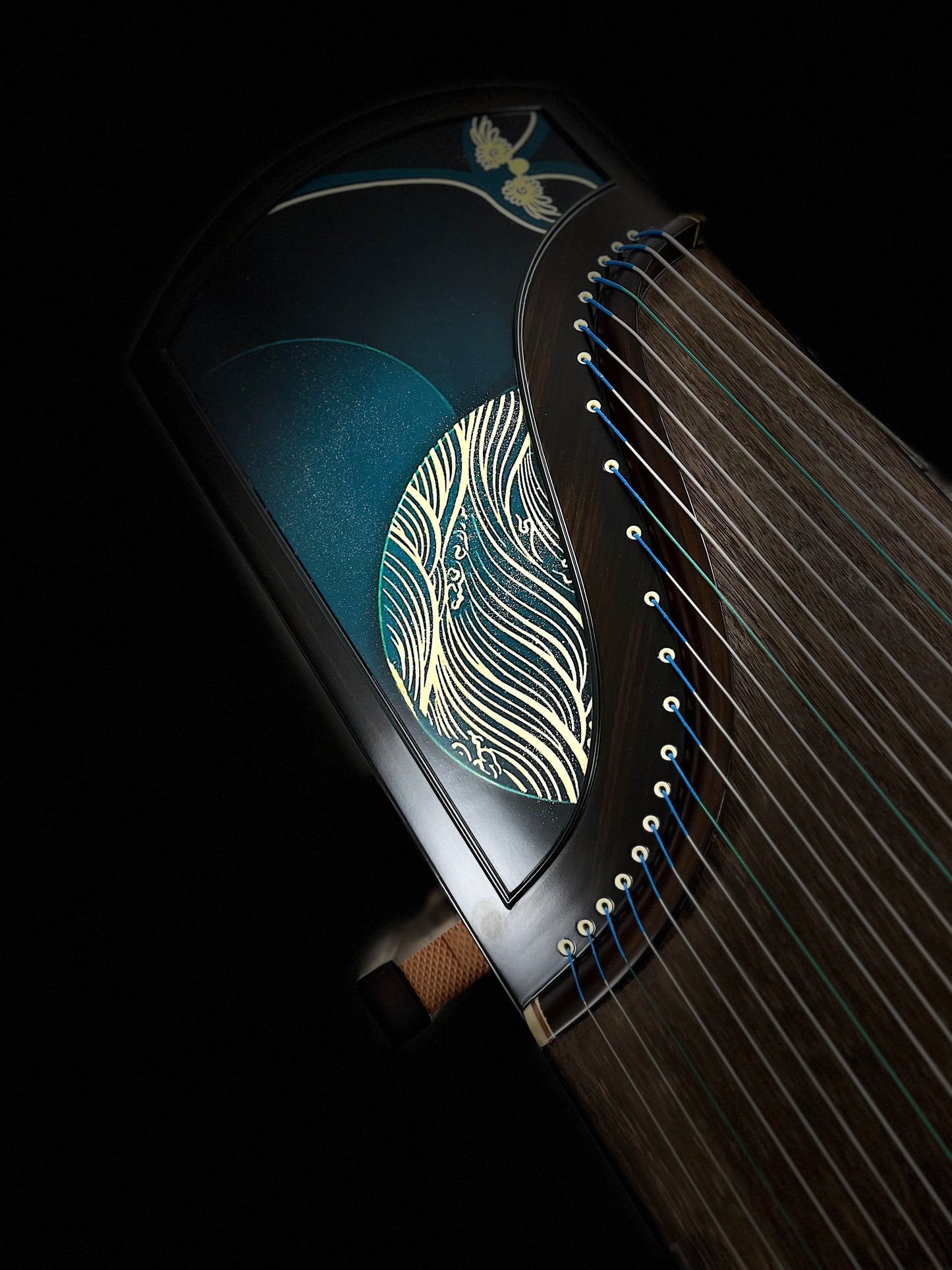 Longfeng Guzheng - Flowing Grace