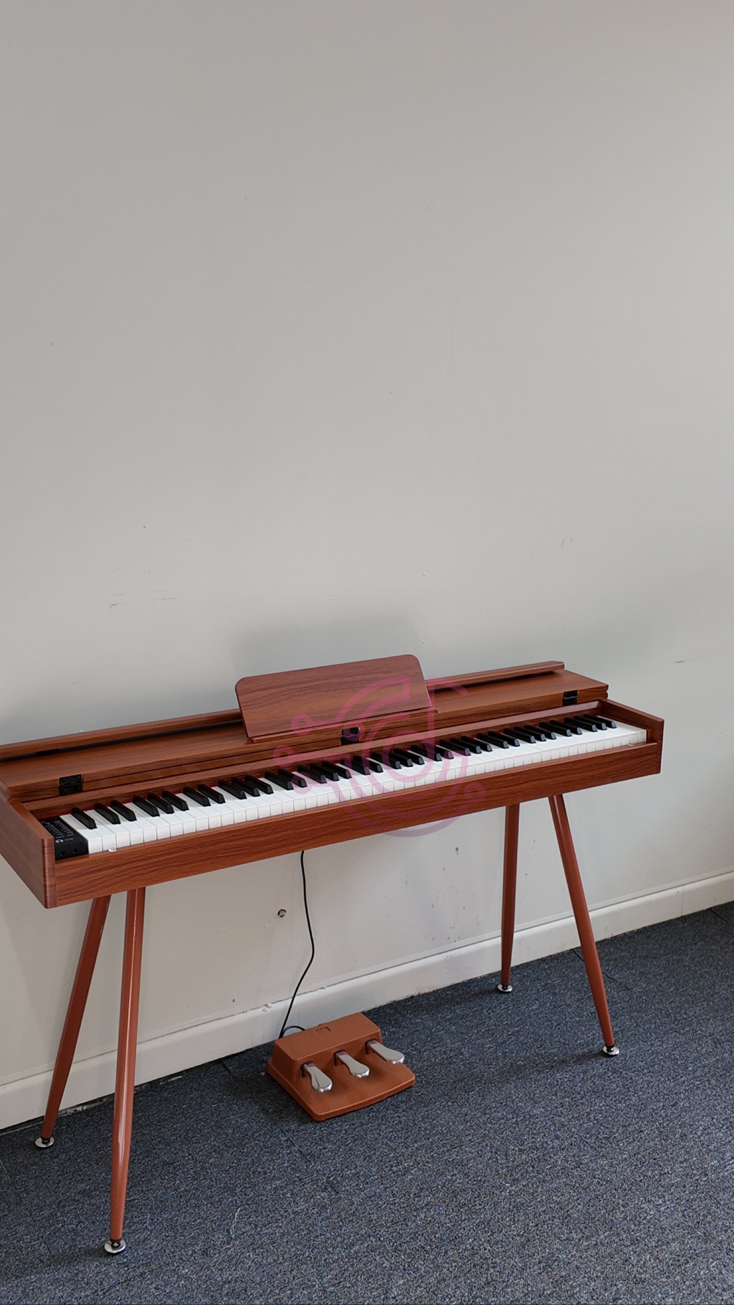 AUCN Piano - 815 Fully Weighted Hammer Action Keys