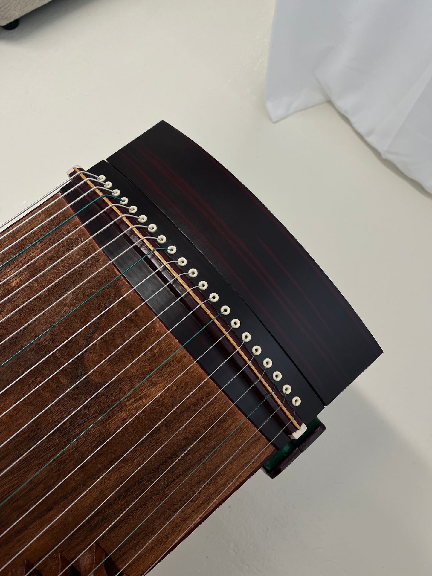 Yayun Guzheng - Black Elegant Brocade