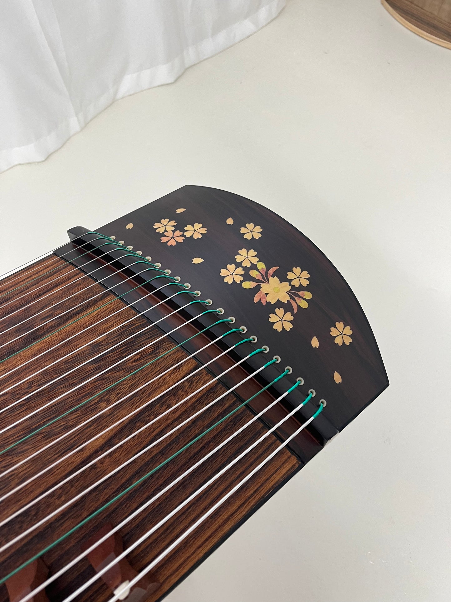 Yayun Guzheng - Cherry Blossom Wood Guzheng