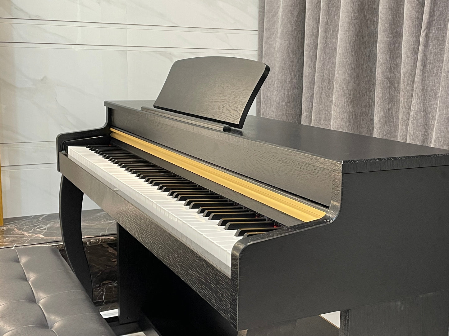 AUCN Piano - XH8006 Progressive Graded Fully Weighted Hammer Action Keys (Sliding Lid Design)