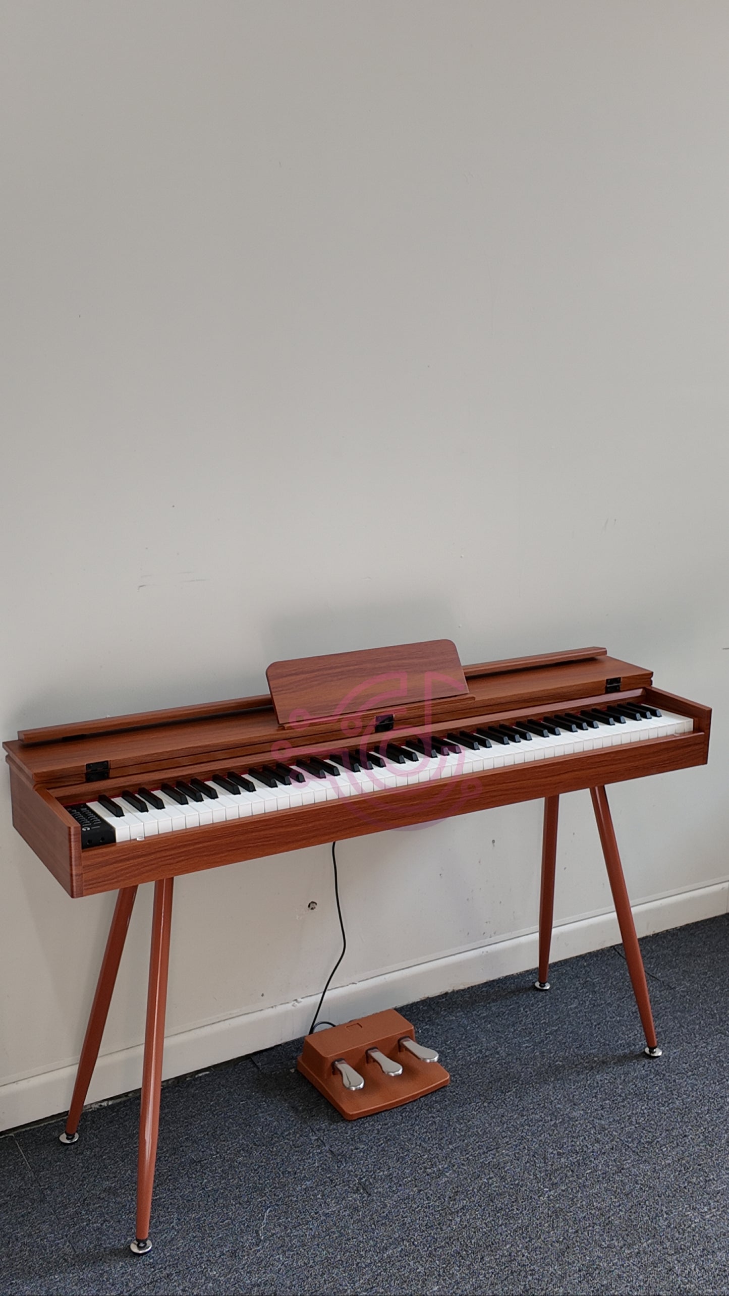 AUCN Piano - 815 Fully Weighted Hammer Action Keys